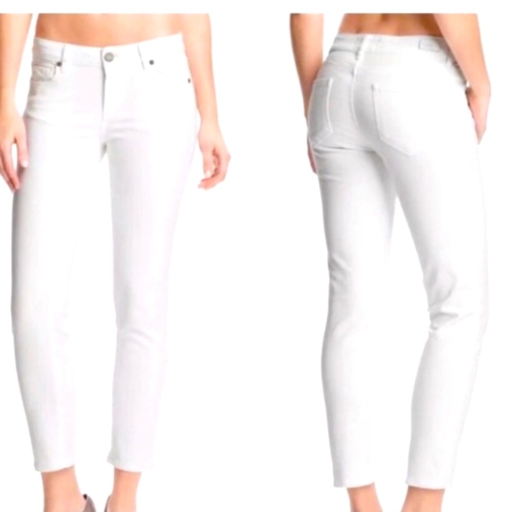 PAIGE White Kylie Crop. SIZE 26